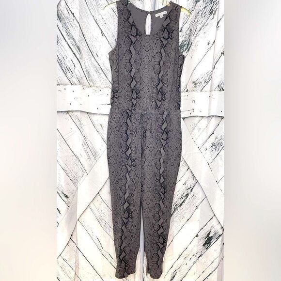 12 Thompson Sleeveless Jumpsuit Python L - Picture 1 of 8